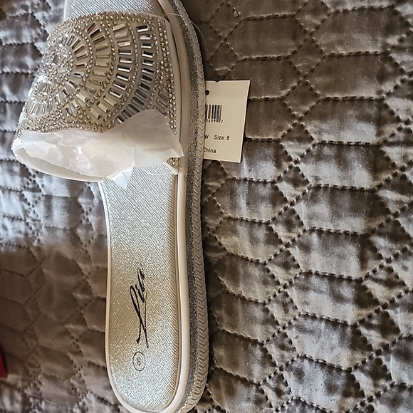 Silver lia sandals - Picture 2 of 3